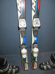 Juniorské lyže NORDICA TEAM RACE 130cm + Lyžiarky 25,5cm, SUPER STAV