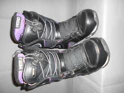 Dámské SNOWBOARDOVÉ BOTY NITRO CROWN 24cm, VÝBORNÝ STAV