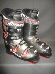 Športové lyžiarky NORDICA SPEEDMACHINE 110 R stielka 26,5cm, SUPER STAV