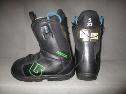 Detské snowboardové topánky BURTON PROGRESSION 23cm, SUPER STAV
