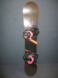 Snowboard NITRO LECTRA 146cm + viazanie, VÝBORNÝ STAV    