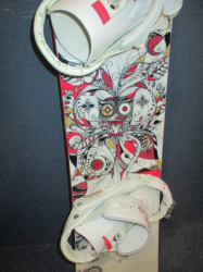 Snowboard SALOMON LOTUS 142cm + viazanie, SUPER STAV  