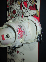 Snowboard SALOMON LOTUS 142cm + viazanie, SUPER STAV  