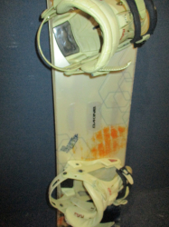 Snowboard SALOMON IVY 151cm + viazanie, VÝBORNÝ STAV  