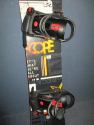 Snowboard NIDECKER SCORE 157cm   + viazanie