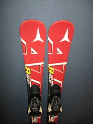 Detské lyže ATOMIC RACE 90cm + Lyžiarky 19,5cm, VÝBORNÝ STAV