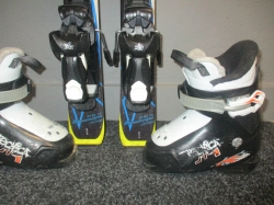 SALOMON X-RACE 80cm + Lyžáky 17,5cm