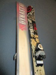 Dámske lyže ROSSIGNOL FAMOUS 4 142cm, SUPER STAV