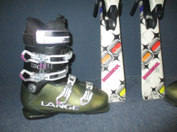 ROSSIGNOL DIVA 130cm + Lyžiarky 25cm