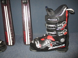 HEAD SUPERSHAPE TEAM 157cm + Lyžiarky 28,5cm