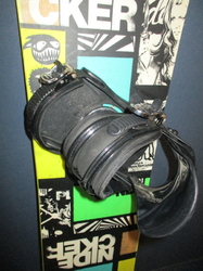 Snowboard NIDECKER PLAY 156cm + viazanie, SUPER STAV