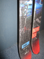 Juniorské freestyle lyže NORDICA THE ACE 148cm, VÝBORNÝ STAV