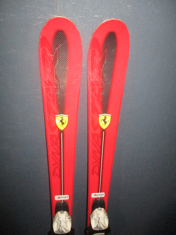 DYNASTAR FERRARI 140cm + Lyžáky 26,5cm