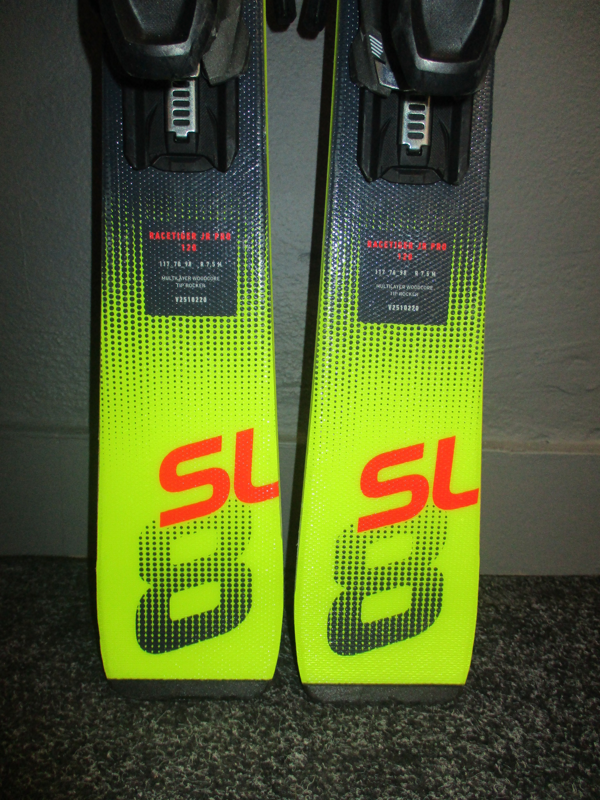 VÖLKL RACETIGER SL 8 JR PRO 25/26 120cm