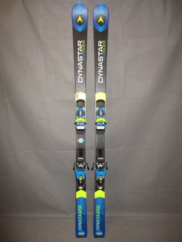 Juniorské športové lyže DYNASTAR TEAM COURSE WC 158cm, SUPER STAV