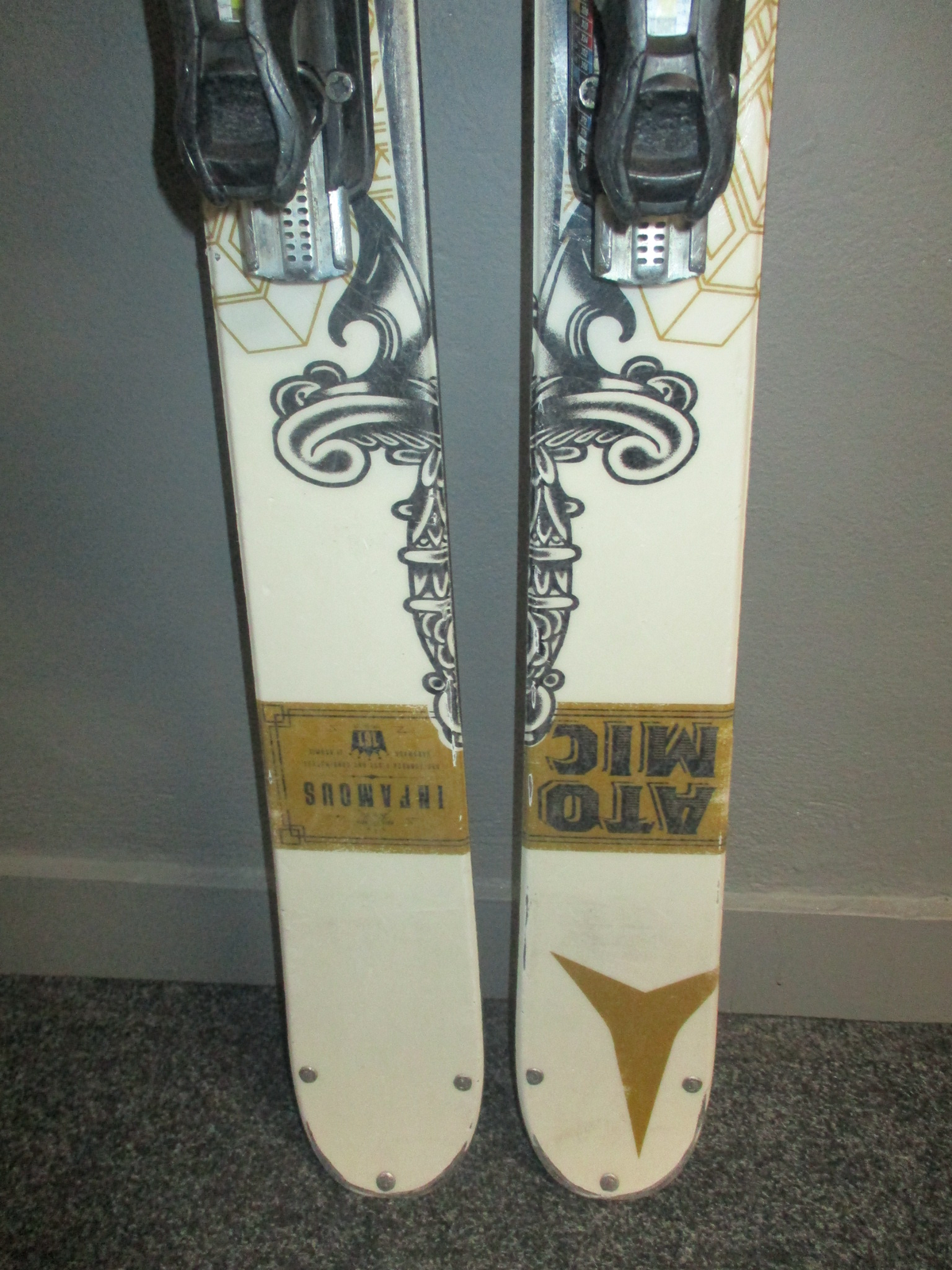 ATOMIC INFAMOUS 161cm
