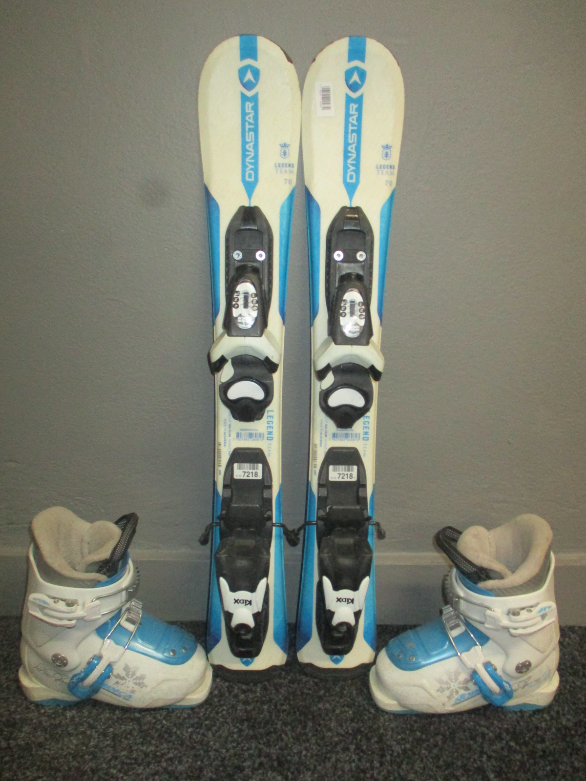 DYNASTAR TEAM LEGEND 70cm + Lyžáky 17cm