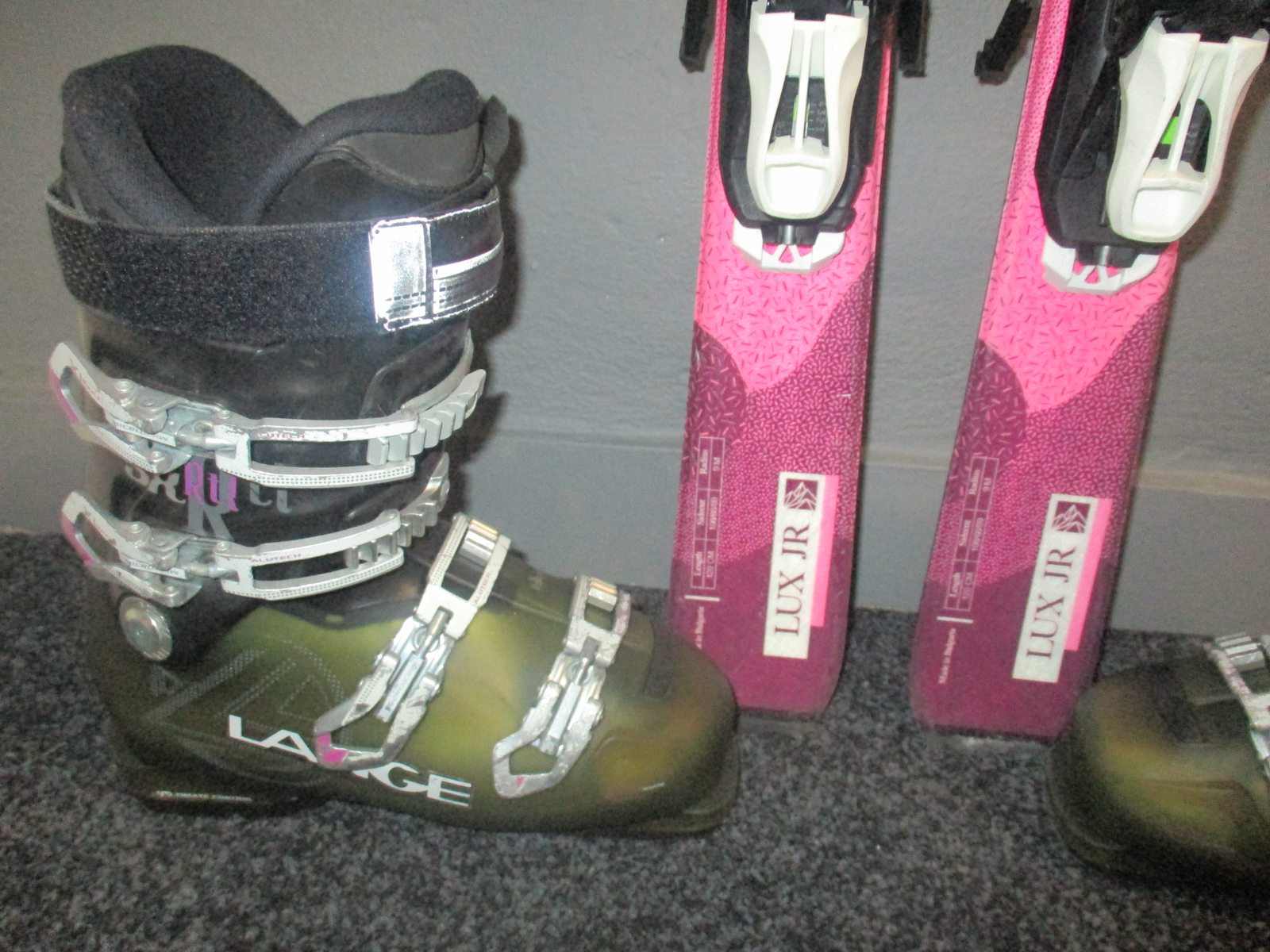 SALOMON LUX Jr 22/23 120cm + Lyžáky 24,5cm