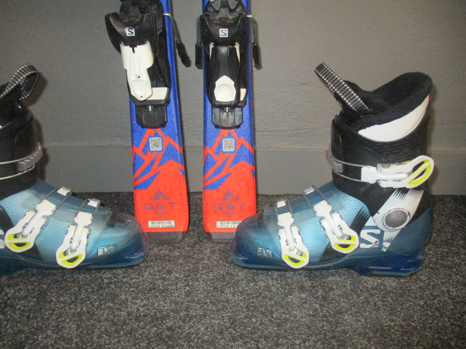 SALOMON QST MAX Jr 110cm + Lyžáky 23,5cm