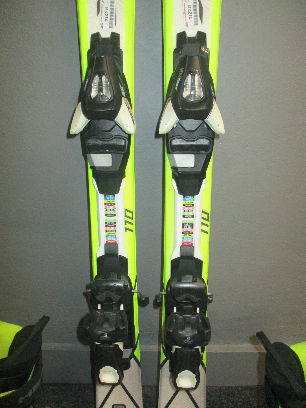 SALOMON X-MAX 110cm + Lyžáky 22,5cm