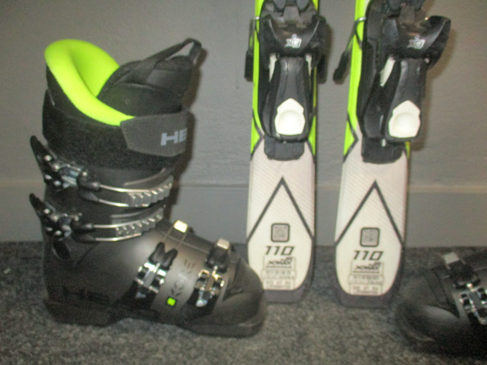 SALOMON X-MAX 110cm + Lyžáky 22,5cm