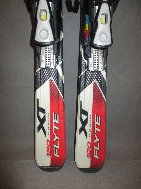Juniorské lyže TECNO XT FLYTE 120cm + Lyžiarky 24,5cm, VÝBORNÝ STAV